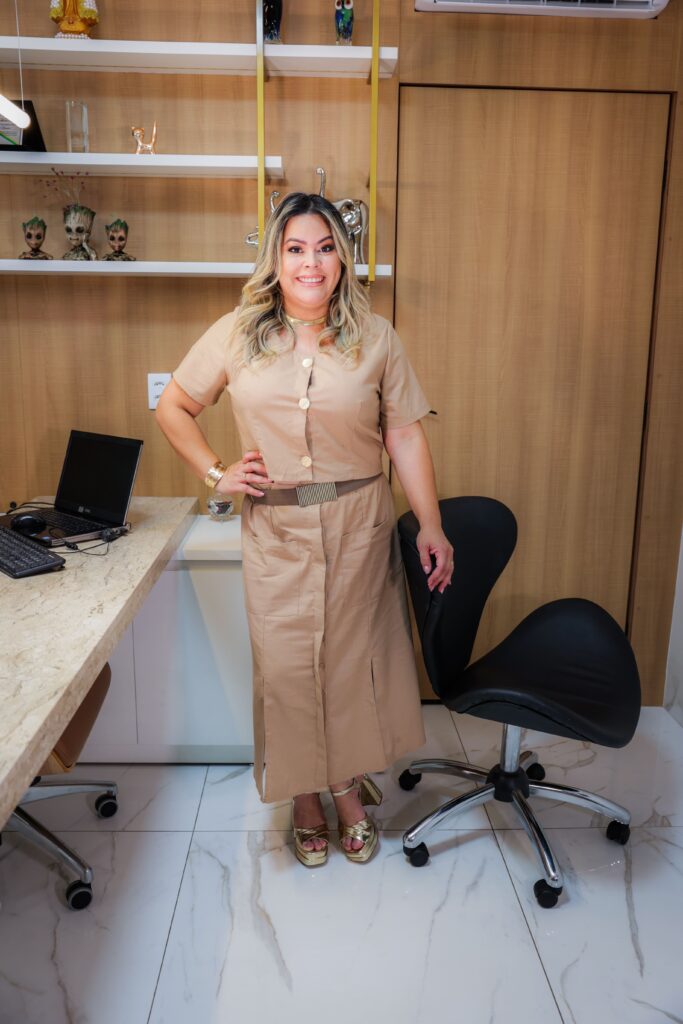 Ensaio-Corporativo-Dra-Dina-2049-683x1024